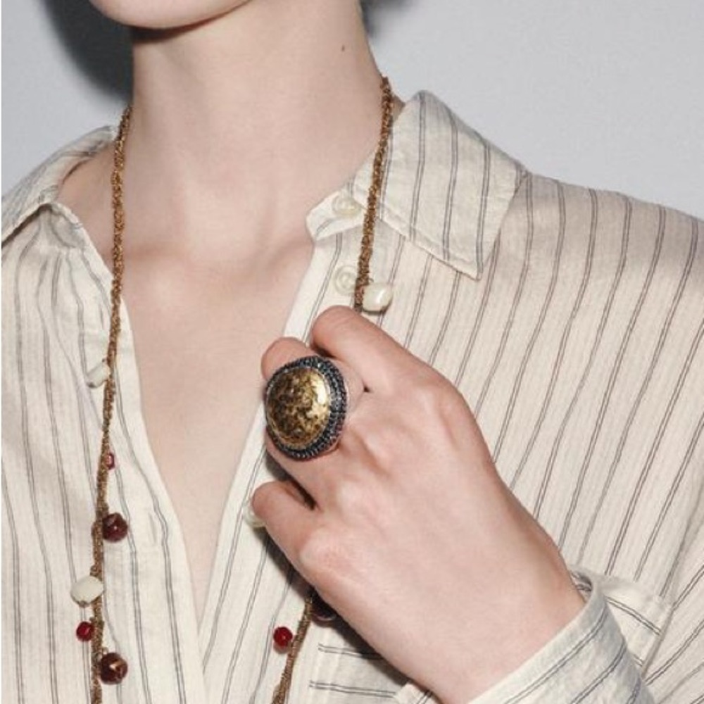 NWT Zara Crystals Texture Maxi Ring